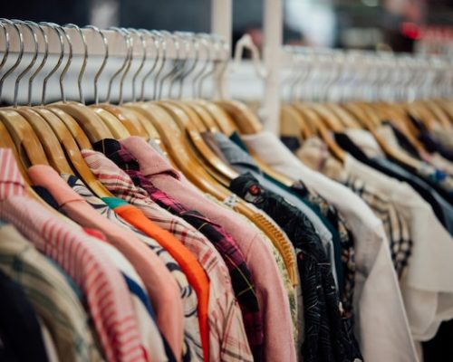 shop-clothing-clothes-shop-hanger-modern-shop-boutique_1150-8886